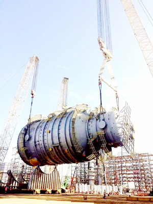 我市企業(yè)在沙特完成千噸級吊裝 刷新海外石化工程建設(shè)紀錄